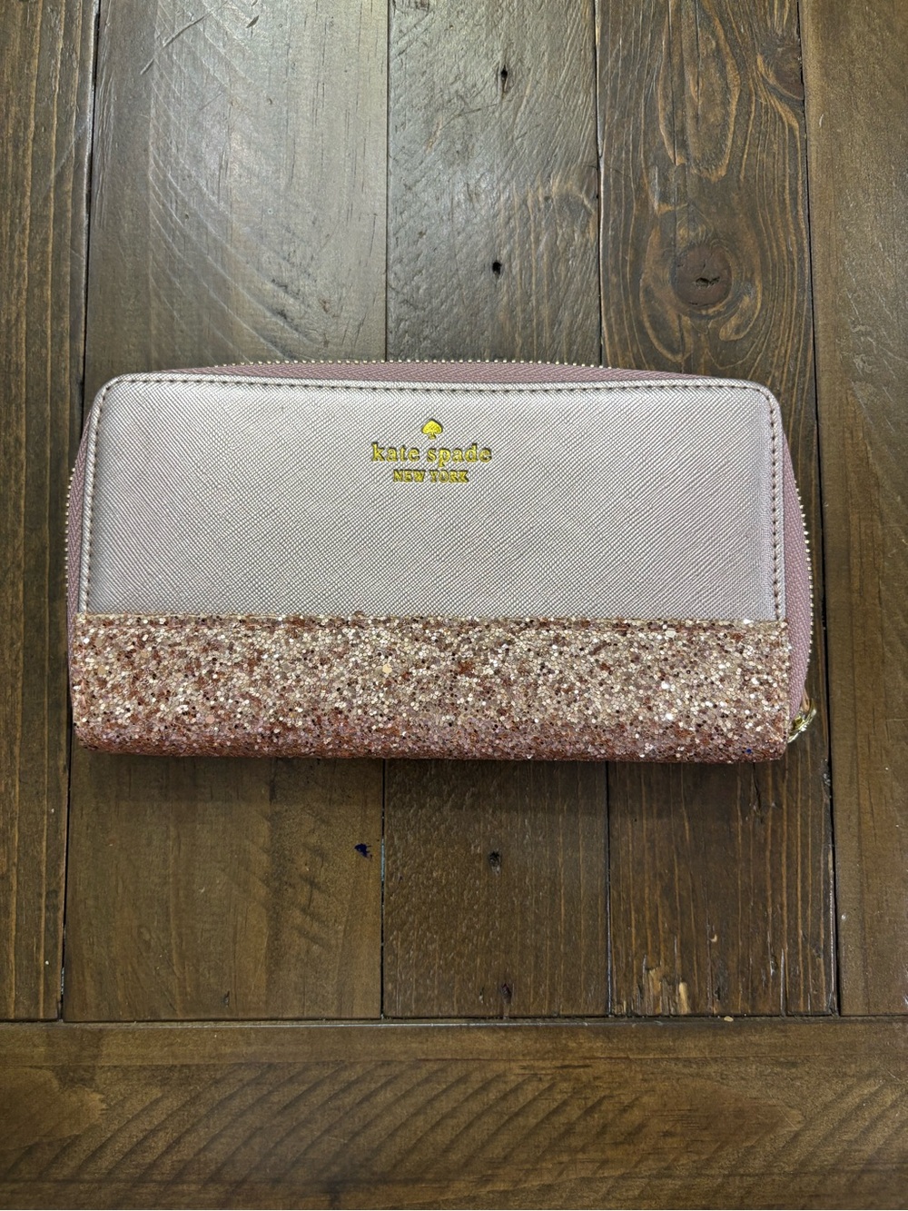 Kate Spade Neda Greta Court Glitter Zip-Around Continental Wallet in Pink
